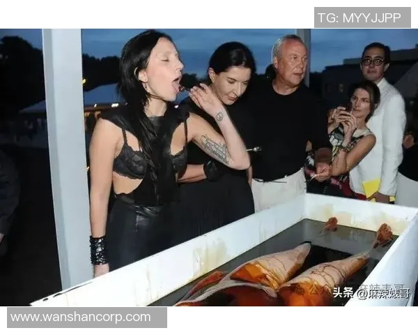 萝莉岛足球明星的成长之路与梦想追逐的精彩故事